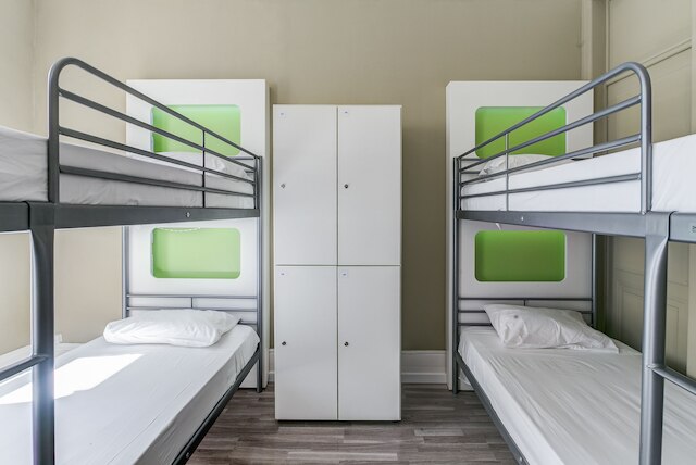 ホステル セブン ヒルズ