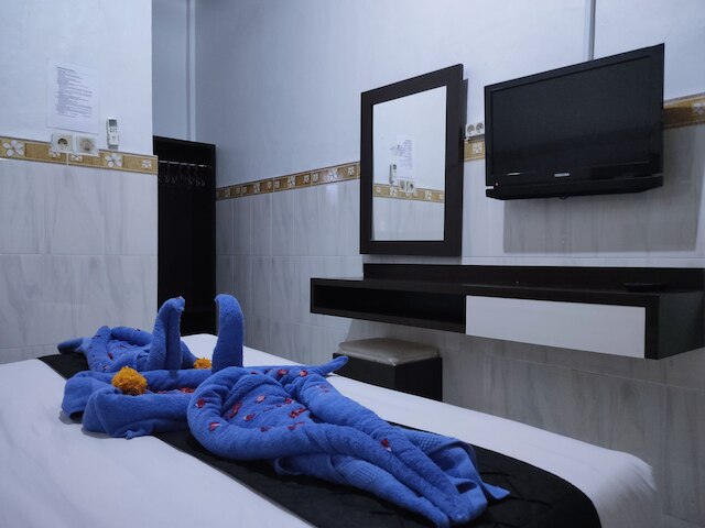 ポンドック デナユ ホームステイ