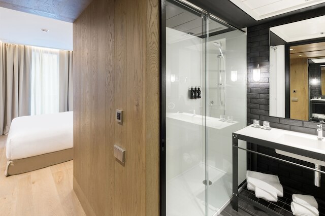 ザ コーナー ホテル