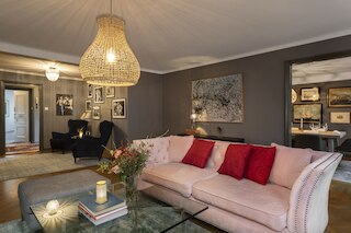 コレクターズ ビクトリー アパートメンツ