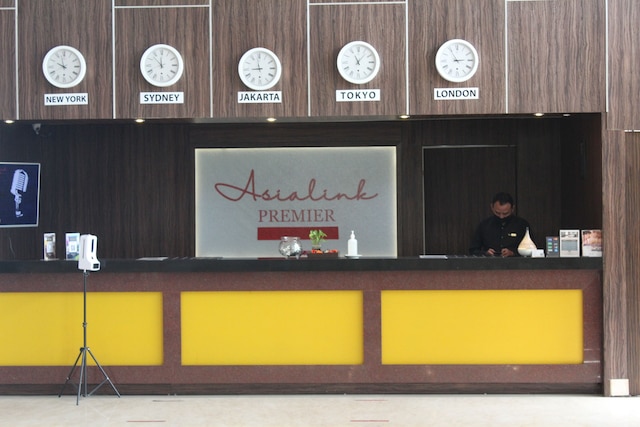 アジアリンクプレミアカラワン