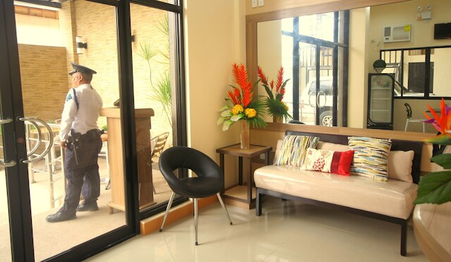 アンリ ペンション ハウス