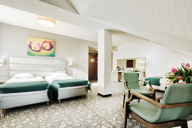 ゴールデン チューリップ クラクフ カジミェシュ