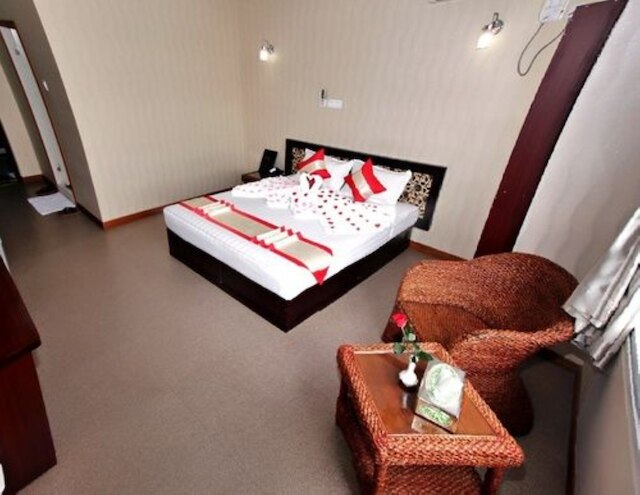 ダイアモンド クラウン ホテル