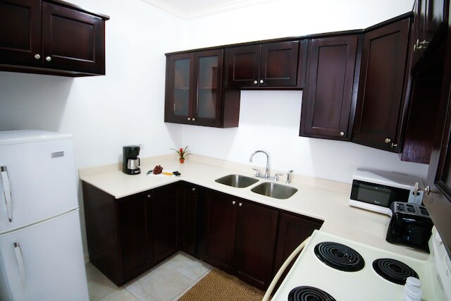 カトレヤズ ニュー キングストン ゲスト アパートメント