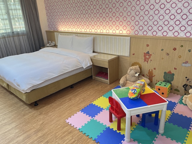 ビューティー トリップ ホテル (美之旅商務飯店)