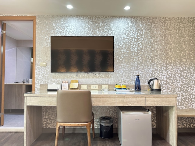 ビューティー トリップ ホテル (美之旅商務飯店)