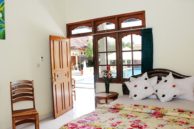 ワルン ココ ホステル