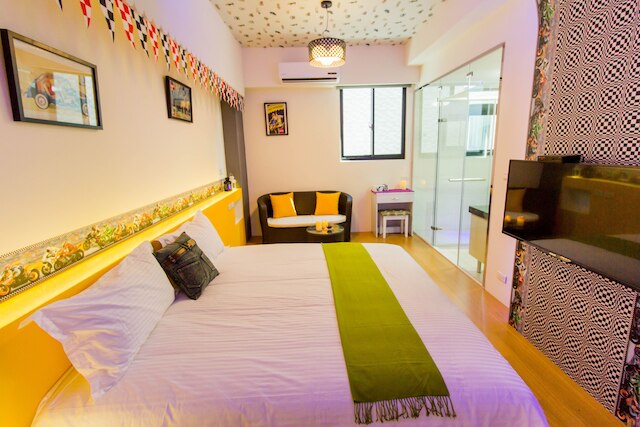 F ワン B&B (FOne 館)