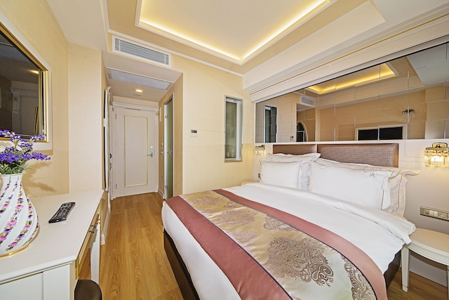 グランド ナキ ホテル