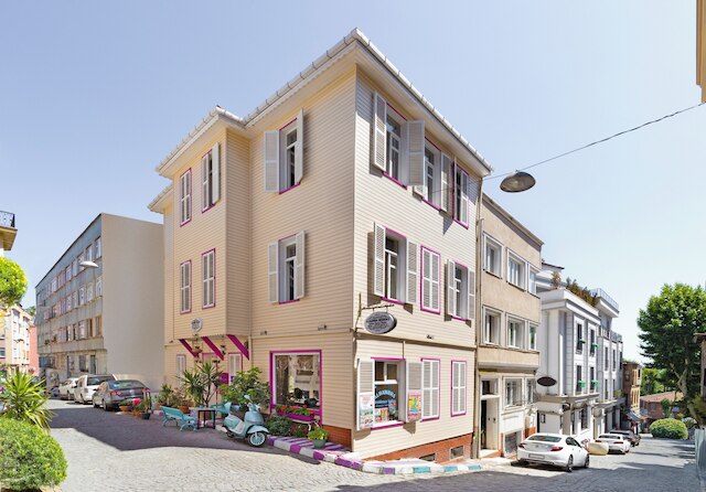 アルハンブラ アパート ホテル