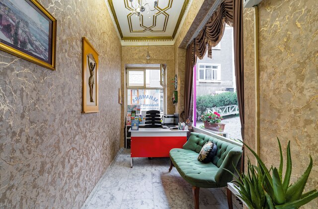 アルハンブラ アパート ホテル