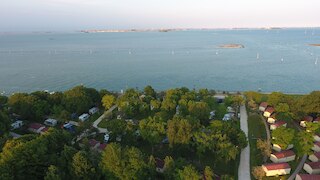 キャンピング フシナ