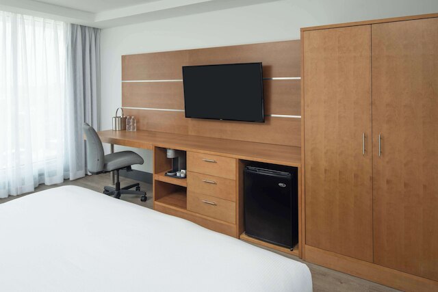 ダブルツリー バイ ヒルトン マイアミ ノース I-95