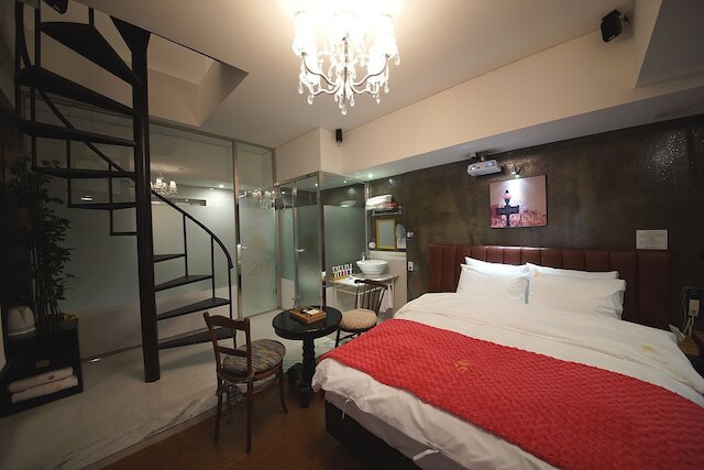 フェブラリー ホテル アプサン