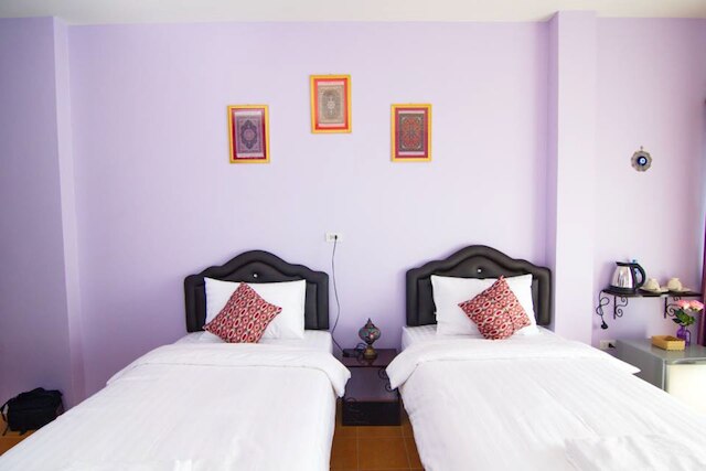 チャウダリー ホーム