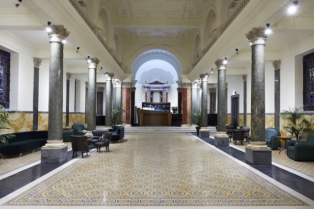 ザ ビルディング ホテル