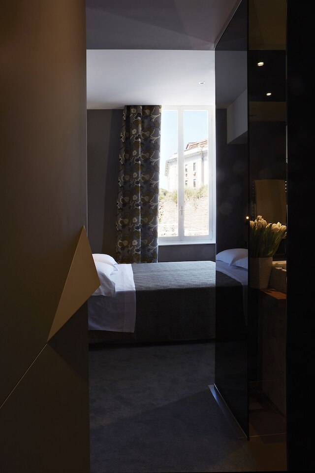 ザ ビルディング ホテル