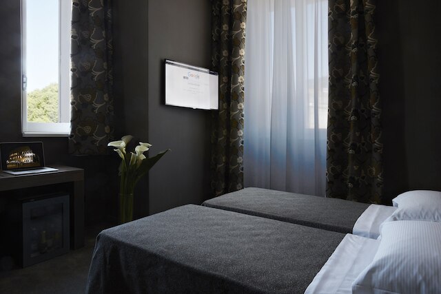 ザ ビルディング ホテル