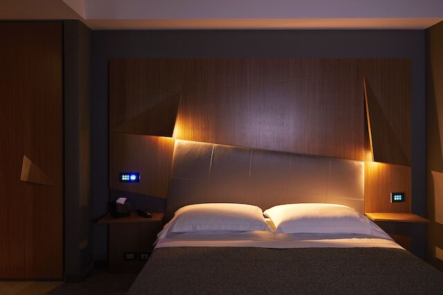 ザ ビルディング ホテル