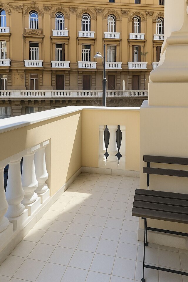 ピアッツァ ボヴィオ 22