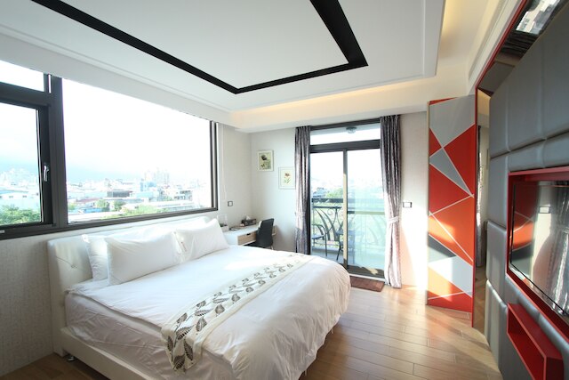 花蓮フローラ B&B (花蓮東大門典藏花都民宿會館)