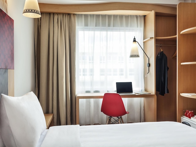 イビス ジョグジャカルタ アジ スチプト