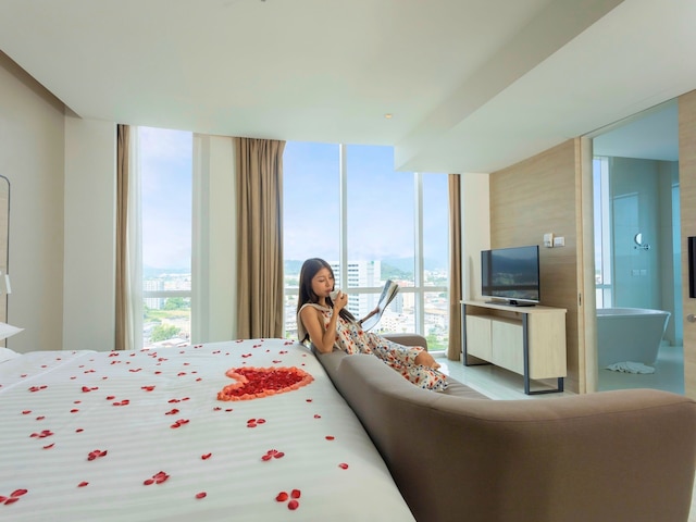 ノボテル プーケット シティ プキースラ ホテル