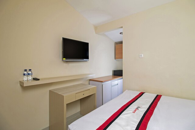 レッドドアーズ プラス アット セティアブディ テンガ