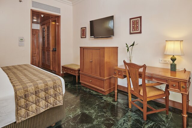 ザ ウメッド アーメダバッド エアポート