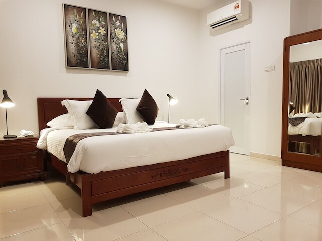 ヒーレン ストレイツ ホテル