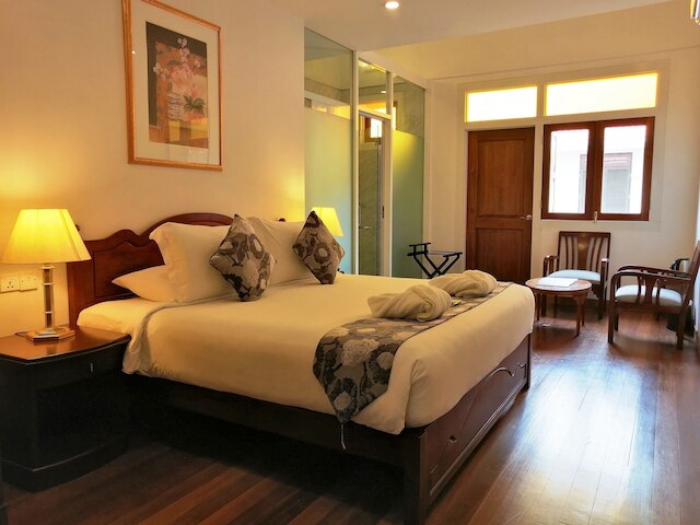 ヒーレン ストレイツ ホテル