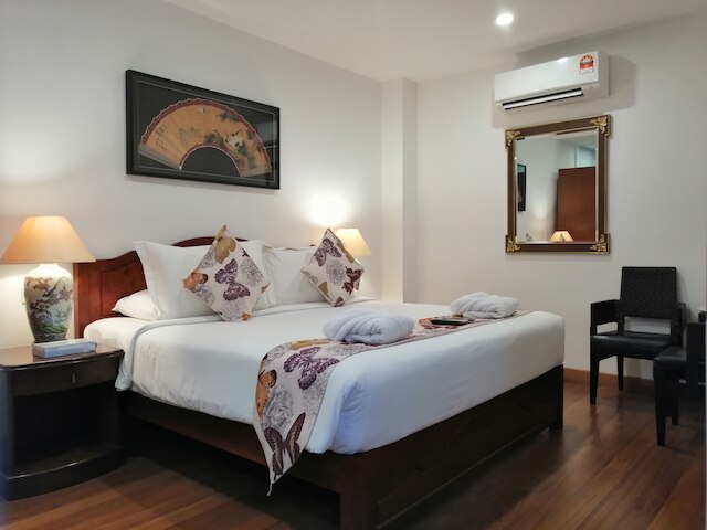 ヒーレン ストレイツ ホテル