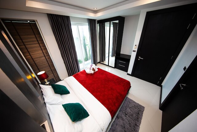 コリブリ プール ヴィラパタヤ