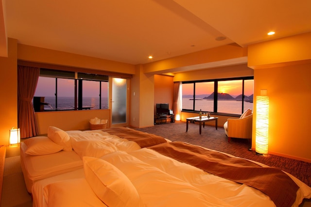 「浜辺の湯 浪漫の歌」宿 中屋