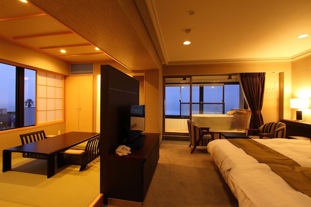 「浜辺の湯 浪漫の歌」宿 中屋