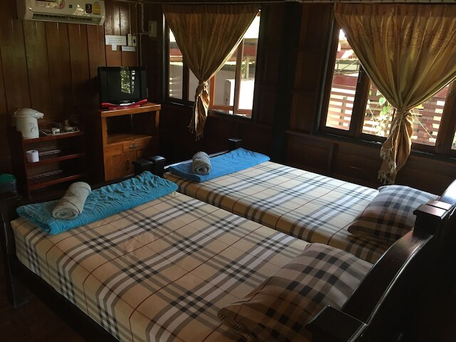 バーン コン ホームステイ