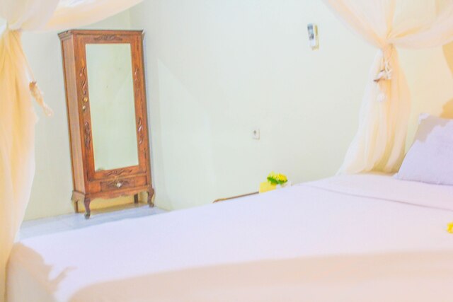 ロロ ビーチ イン