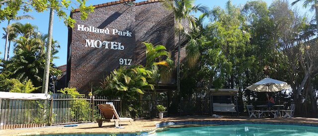 ホーランド パーク モーテル
