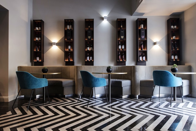 ホテル 87 エイティー セブン