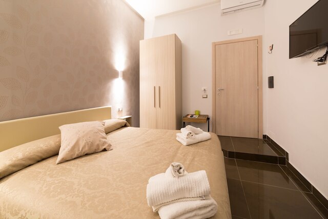 ビー イタリアン ボヴィオ フラッツ