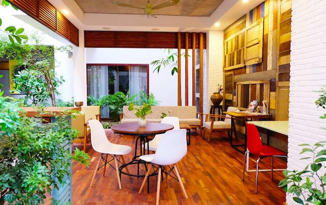 サラヴォアン ロイヤル パレス