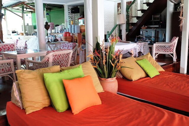 バアンラク アムパワー ホームステイ