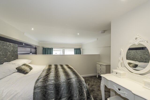 ユニオン バンク アパートメンツ