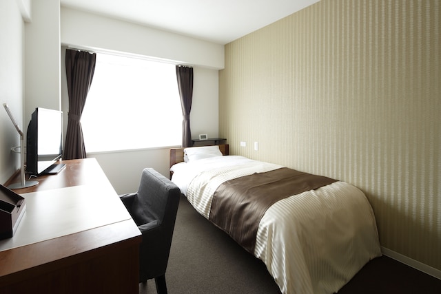 KYOU (きょう) BAR LOUNBGE & INN