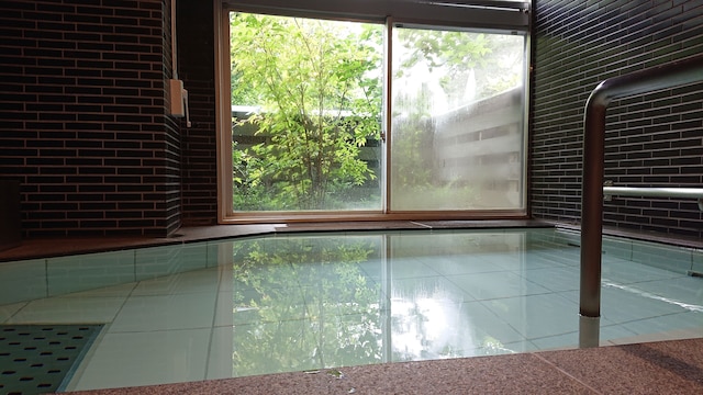 KYOU (きょう) BAR LOUNBGE & INN