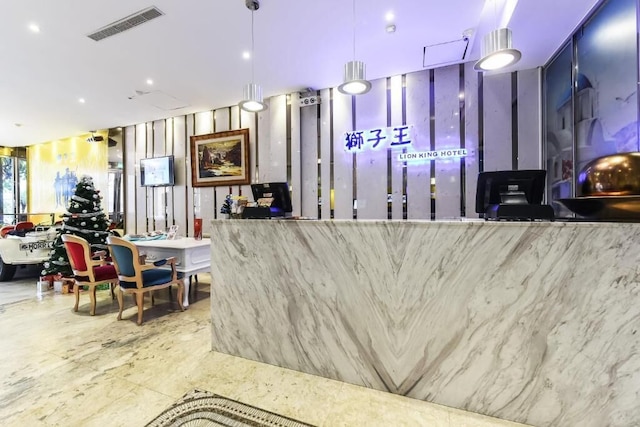 ライオン キング ホテル (獅子王商務旅館)