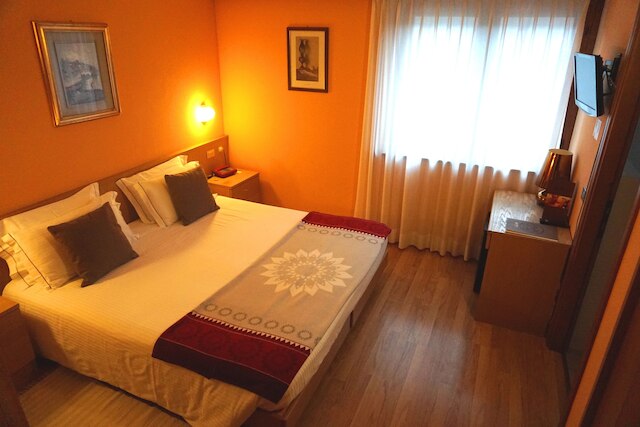 オリンピア ホテル