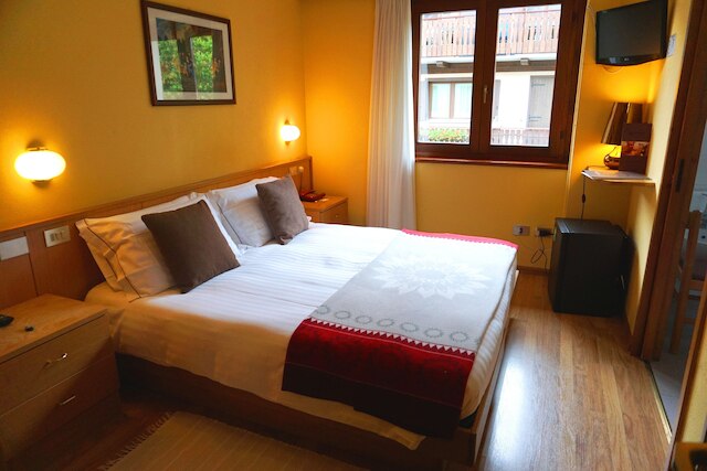 オリンピア ホテル