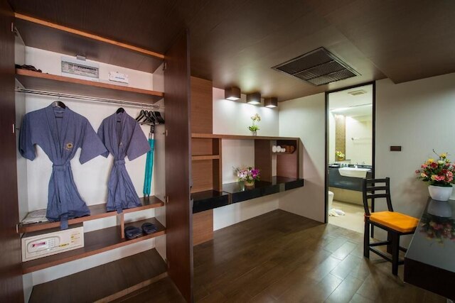 アム サムイ パレス